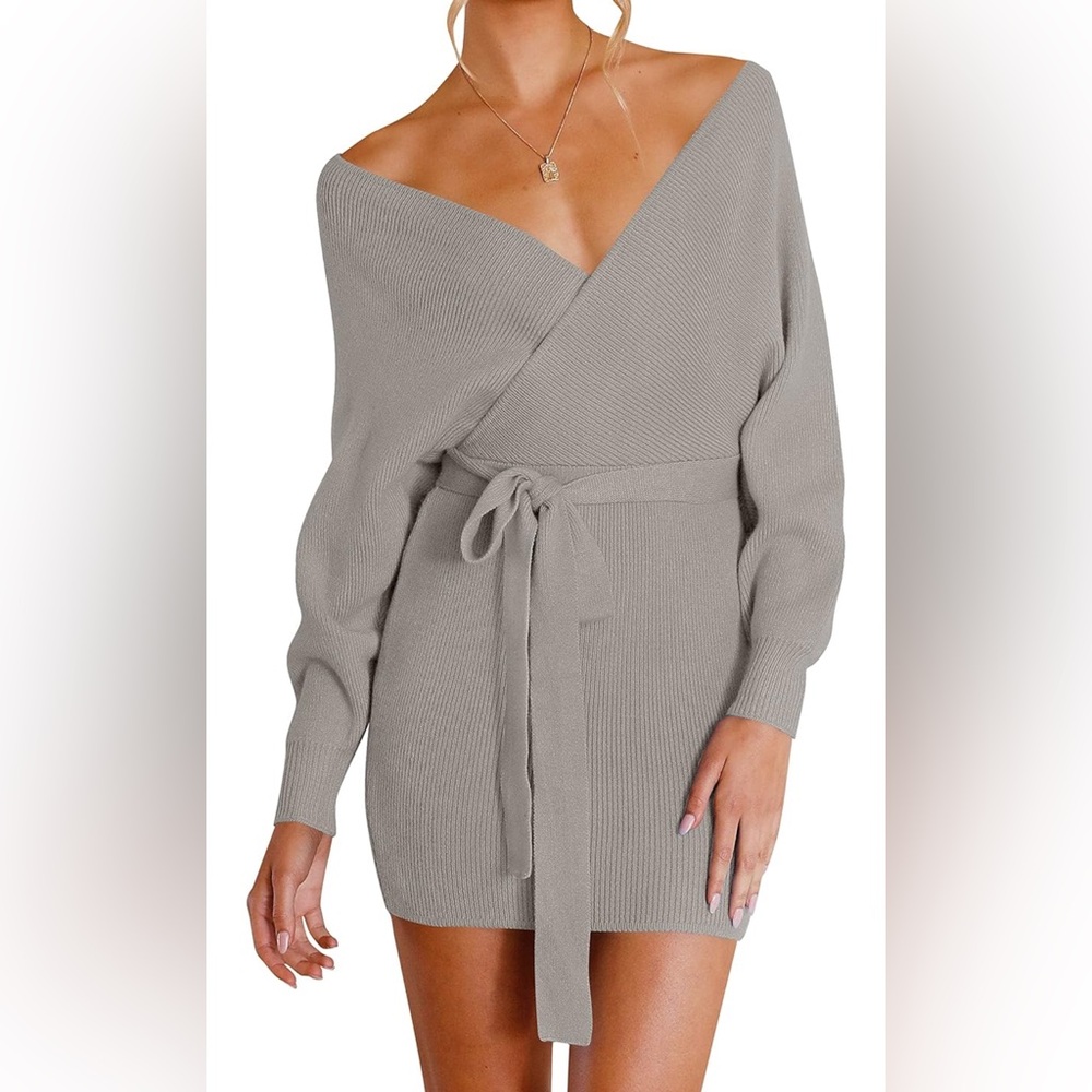 Grey Long Sleeve Knitted Backless Dress